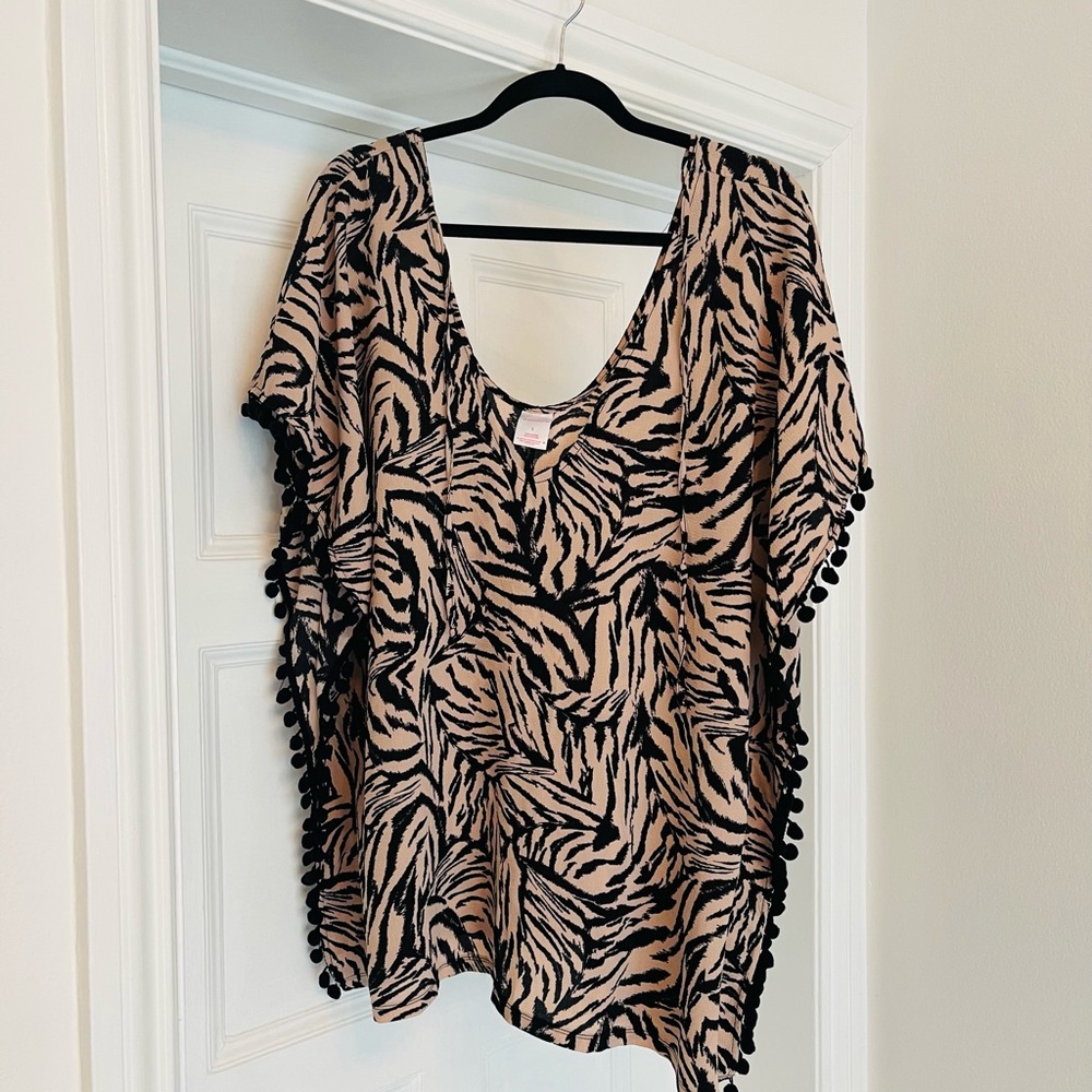 Animal print coverup! Great material and fits most sizes